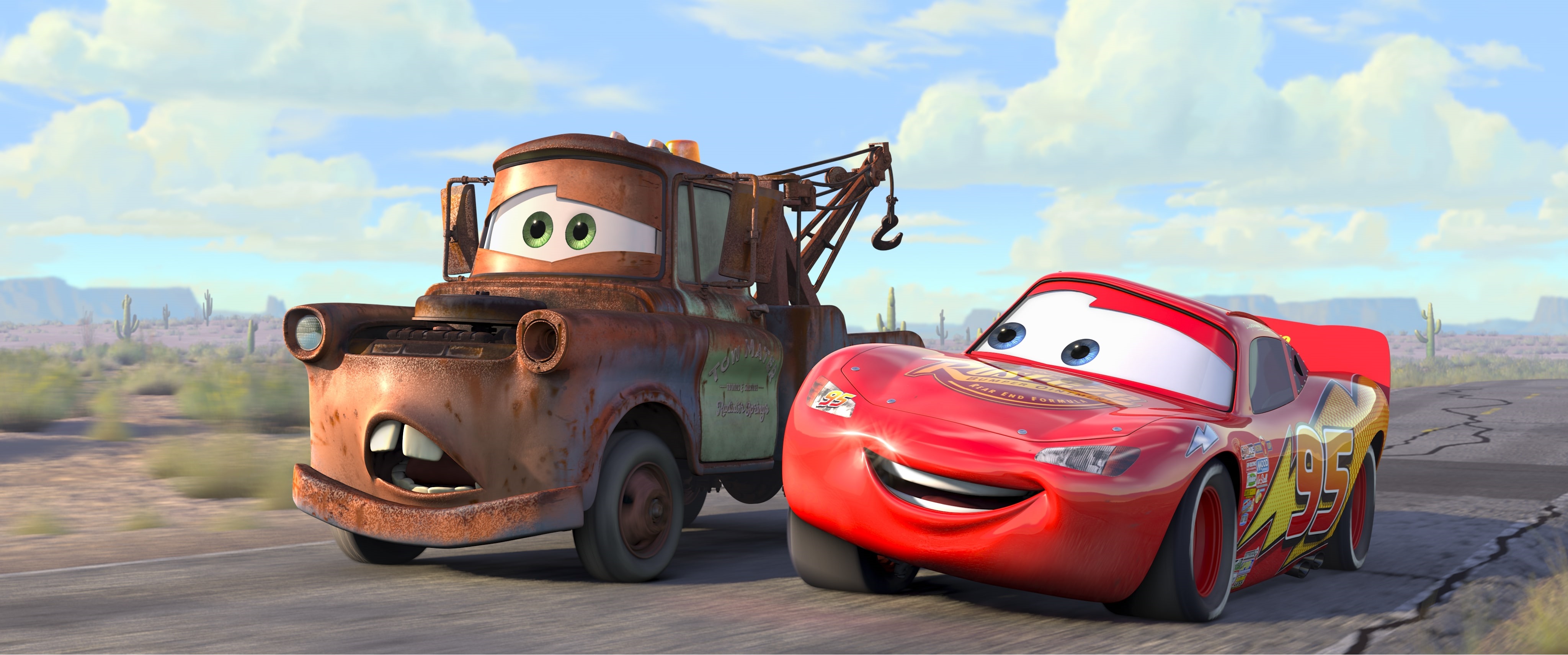 Disney and Pixar Cars Road Trip Mater & Road Trip Lightning McQueen 2